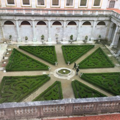 The central courtyard of the Palacio de Mafra